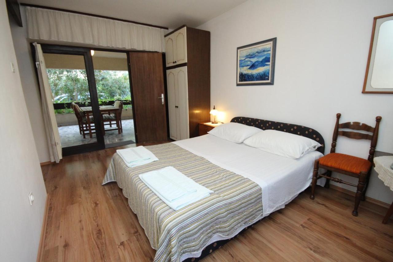 Apartments And Rooms With Parking Space Rovinj - 7170 Exteriör bild